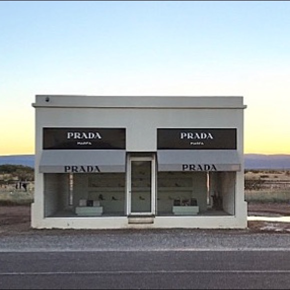 Meet your Posher, Lindsay - Picture 1 of 1